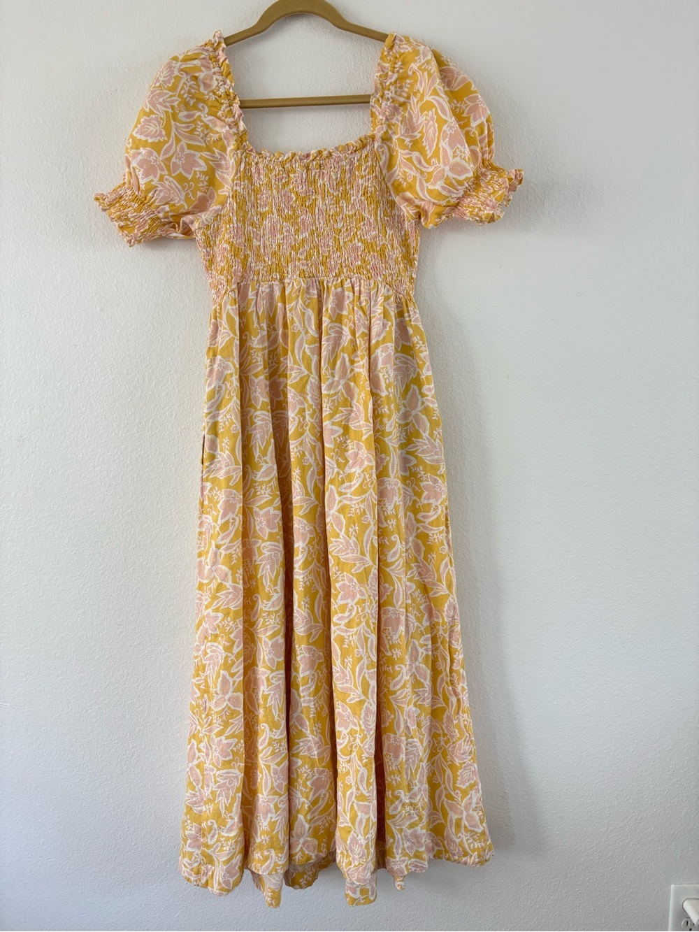 Boden Linen Maxi Dress Puff Sleeve Yellow Floral Smocked Square Neck Pockets 10R - Picture 8 of 8